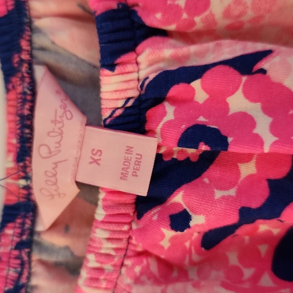 Lilly Pulitzer Starfish off the sholder top size XS in Navy and Pink - Picture 2 of 3